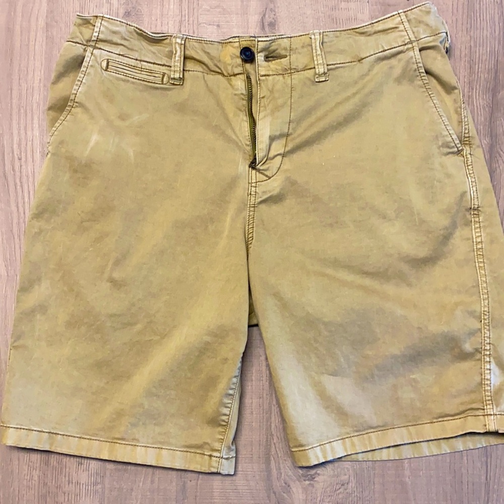 34 Lucky Brand Saturday Stretch Shorts